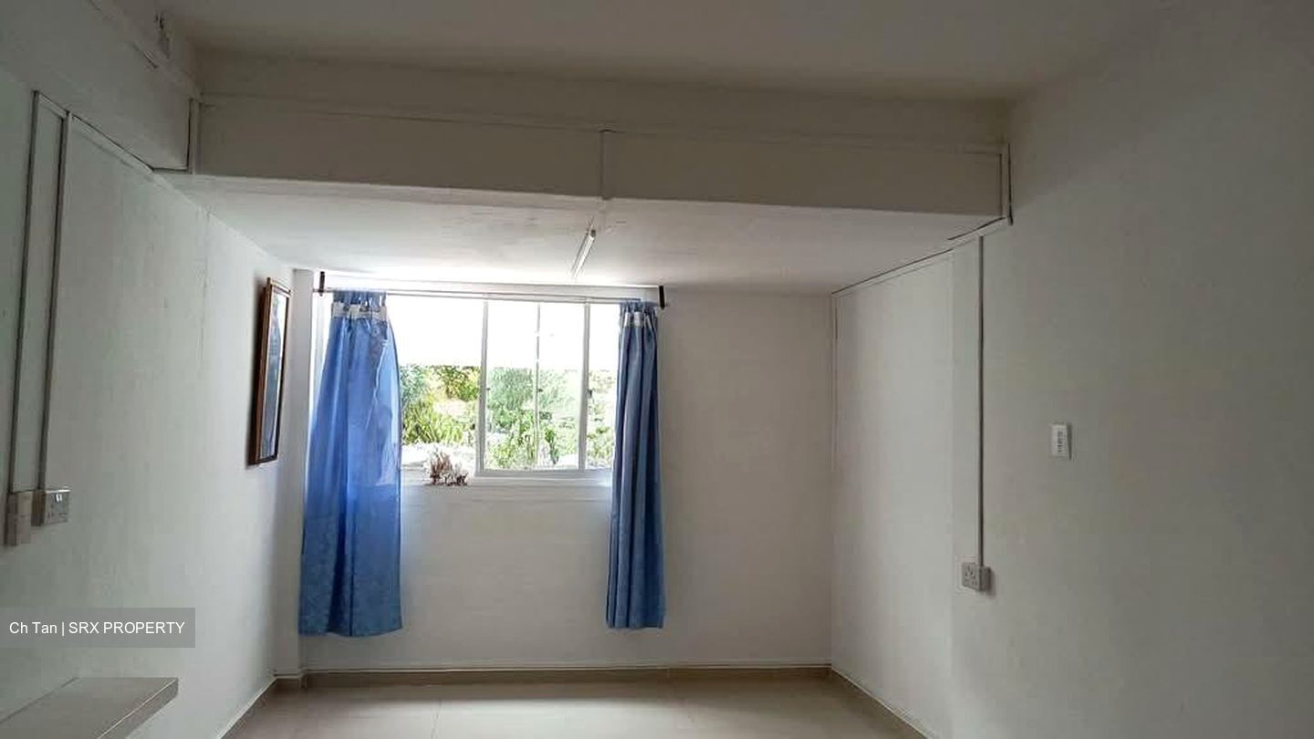 Blk 114 Jurong East Street 13 (Jurong East), HDB 3 Rooms #573079071
